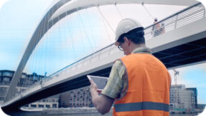 Tekla Structures vs Revit comparison for structural engineering workflows and bridge construction projects.